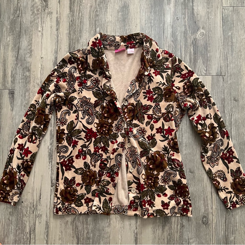 Pappagallo Floral Velvet Button Up Shirt